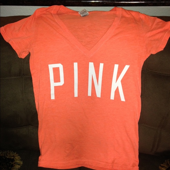 VS PINK tee