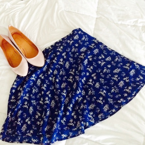 Floral Print Skirt NWOT 💕