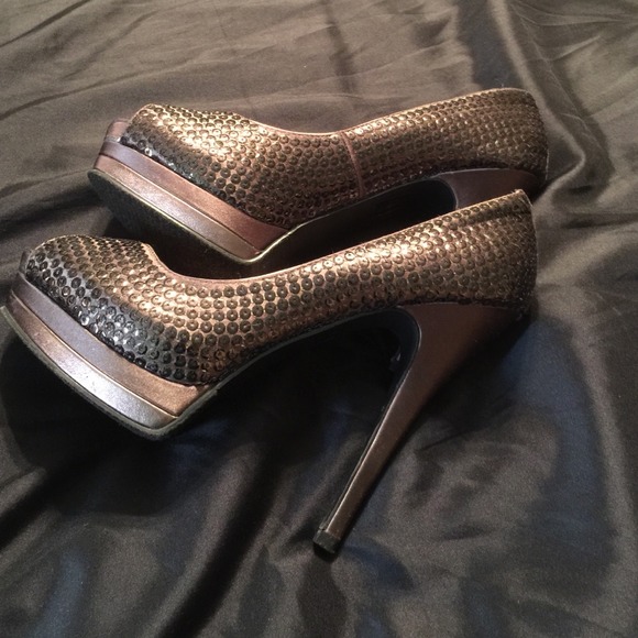 Sparkling High heel shoes. Great condition!