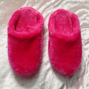slippers