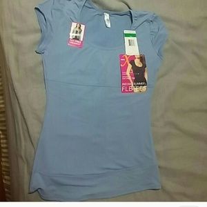 Reserved for Mbuisman ,2 tops