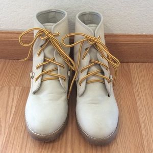 BDG Canvas Lace up Ankle Boots Cream/Taupe size 7