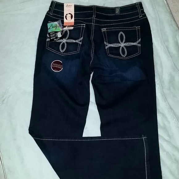 aura wrangler jeans