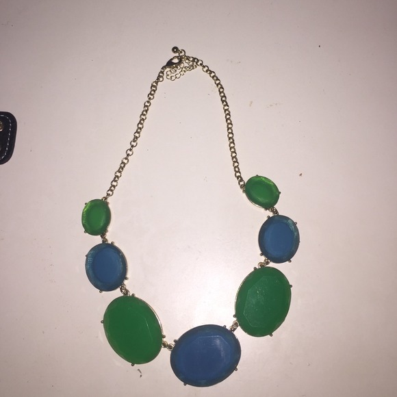 Blue and green necklace! Perfect condition