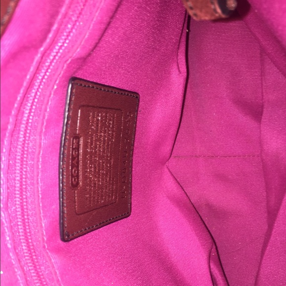 Valentine's Day coach purse red pink - Picture 3 of 3