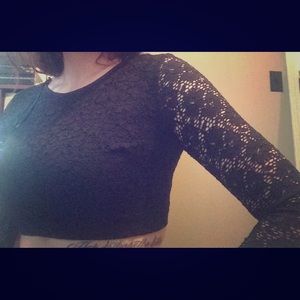Forever21 Long Sleeve Lace Crop Top