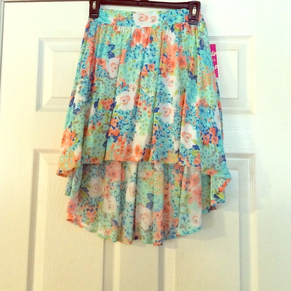 Floral High Low Skirt - Picture 4 of 7
