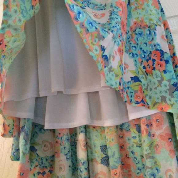 Floral High Low Skirt - Picture 5 of 7