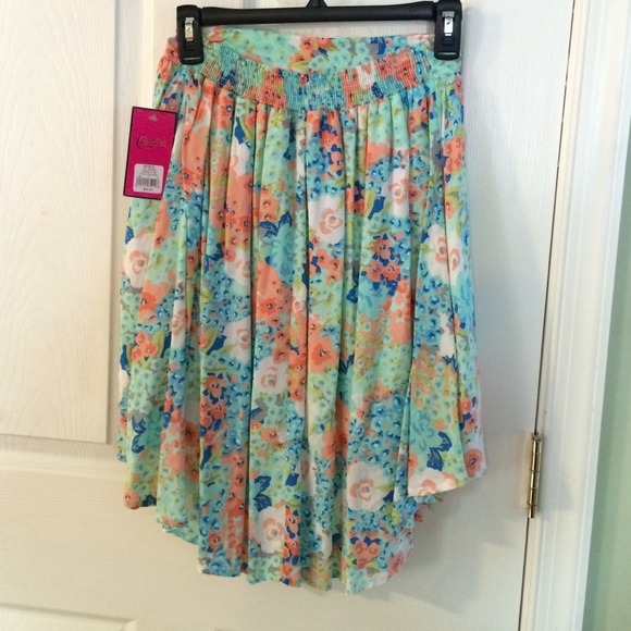 Floral High Low Skirt - Picture 6 of 7