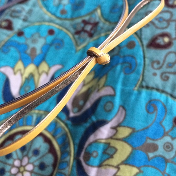 FREE with purchase, super cute! - comment below - Picture 3 of 4