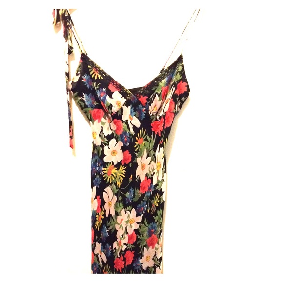 Betsey Johnson Dresses & Skirts - 90s floral print Betsey Johnson dress