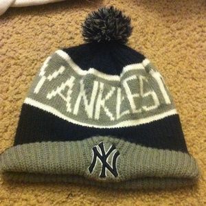 New York Yankees beanie