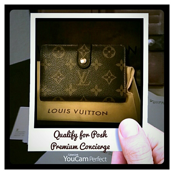 Louis Vuitton Handbags - 🎉 HP3X 🎊👑💯Auth LV Wallet Monogram Canvas💕