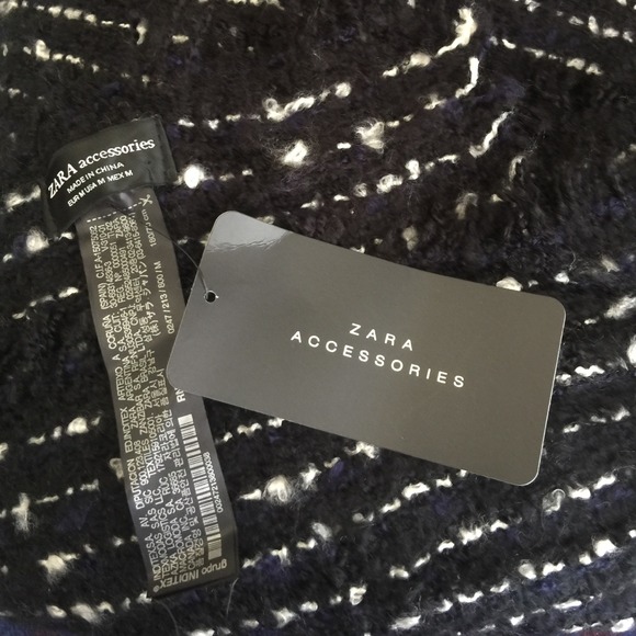 ๐HOST PICK๐Authentic Zara scarf - Picture 4 of 4