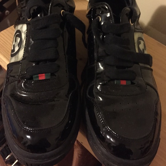 Gucci Men's Sneaker Size 8 - Picture 3 of 4