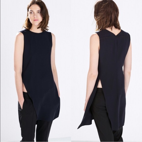 Nwt Zara navy tunic with side silts