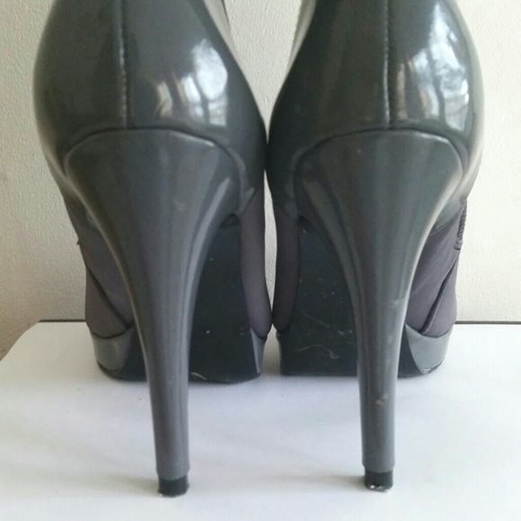 (SOLD) [HP] Gray Mixed Media Booties - Picture 4 of 4