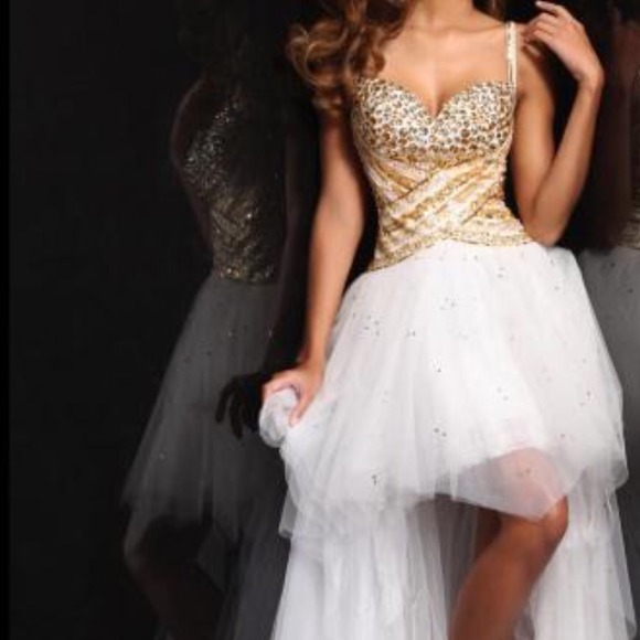 Sherri hill white and gold prom dress size 8