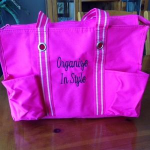 Zip top organizing tote