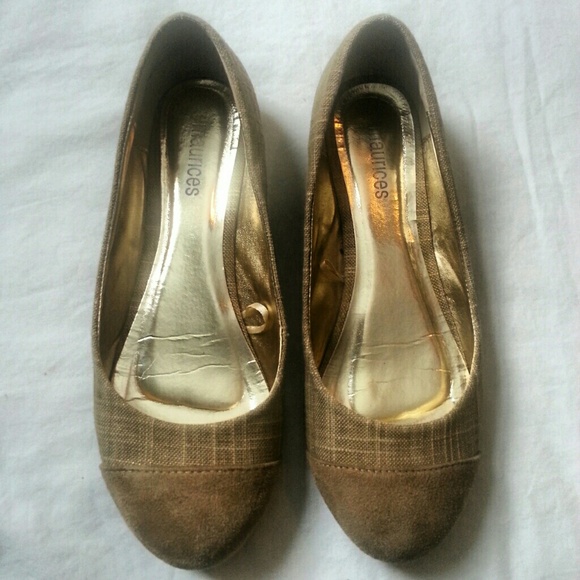Golden tan Maurices flats