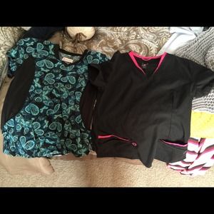 Small scrub tops