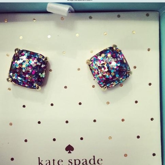 ISO Kate spade earrings!!!