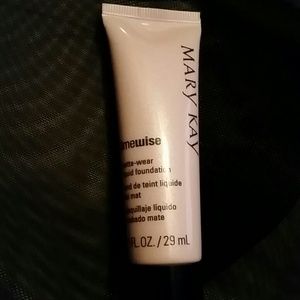Mary Kay matte wear liquid foundation