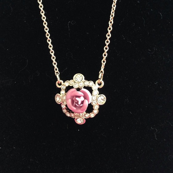 Sparkling Roses Necklace Earring Set - Picture 3 of 4