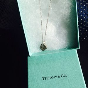 Tiffany heart  necklace!!!