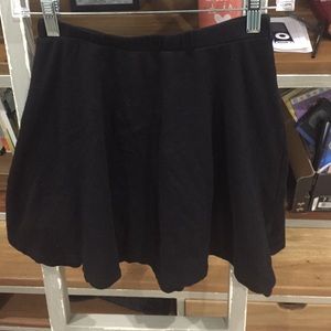 Black skater skirt