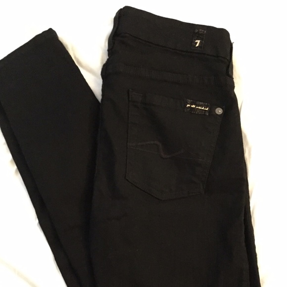 7 for all making Skinny jeans  NEW. SIZE 26