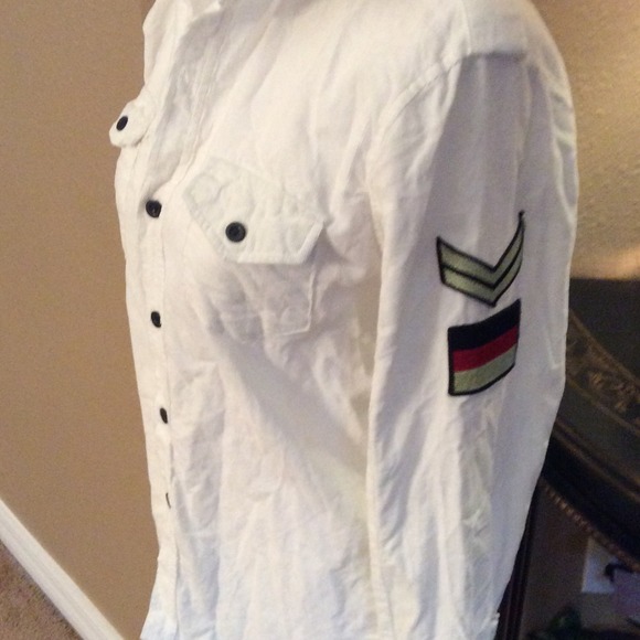 VINTAGE military style top❌SOLD LOCAL - Picture 2 of 3