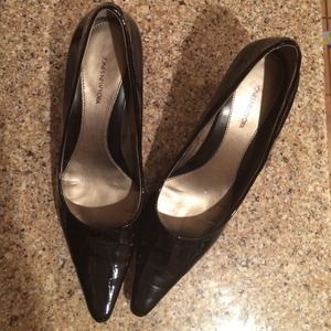 Jones New York black leather pumps SZ 8.5