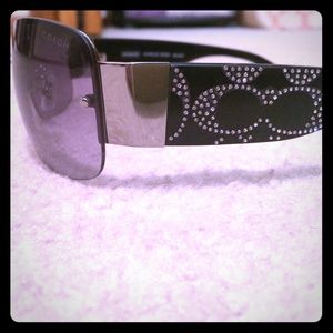 COACH Design Shades