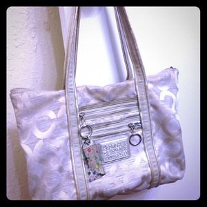 Silver poppy coach tote