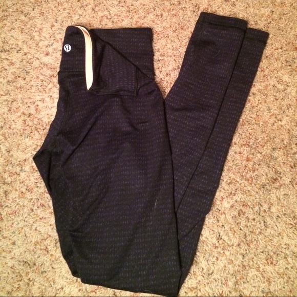 Lululemon leggings.