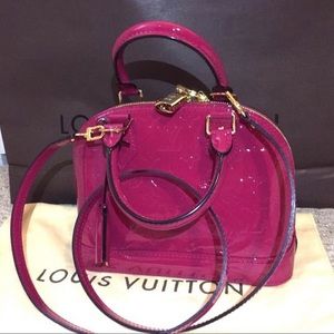 ⭐SOLD⭐LOUIS VUITTON ALAM BB