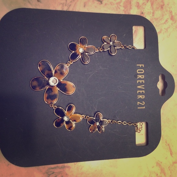 necklace - Picture 1 of 1
