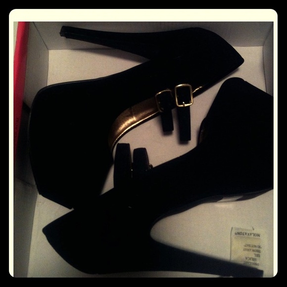 Black Cupid high heels