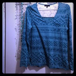 A long sleeve with a lace back