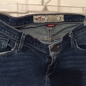 Hollister boot cut Jean. 7 R