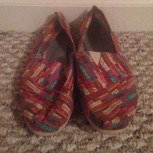 Colorful toms
