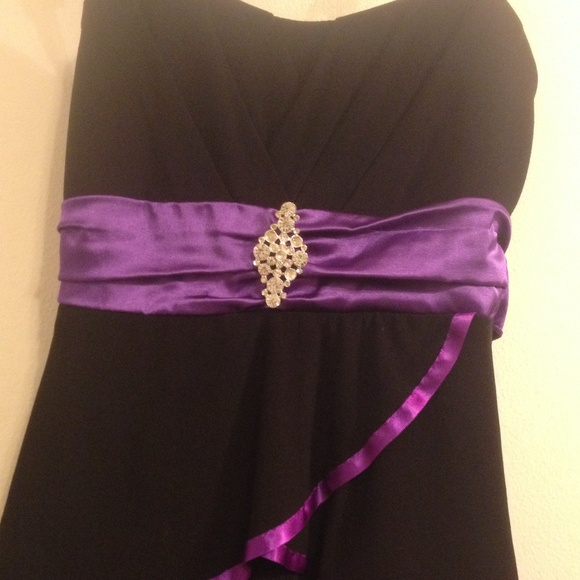 formal dress - Picture 2 of 2