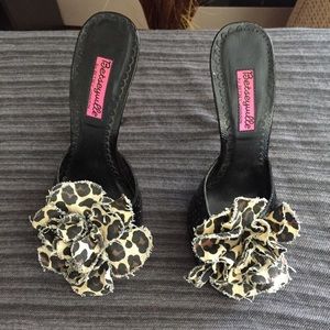 Bestyville Bestsey Johnson Mules