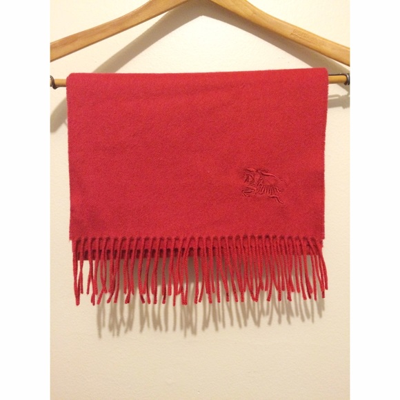 Burberry red cashmere scarf