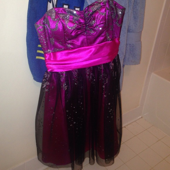 PINK AND BLACK STRAPLESS dance dress!