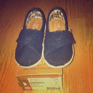 TOMS  for toddlers
