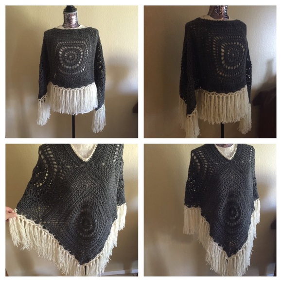 Crocheted poncho - Picture 1 of 4