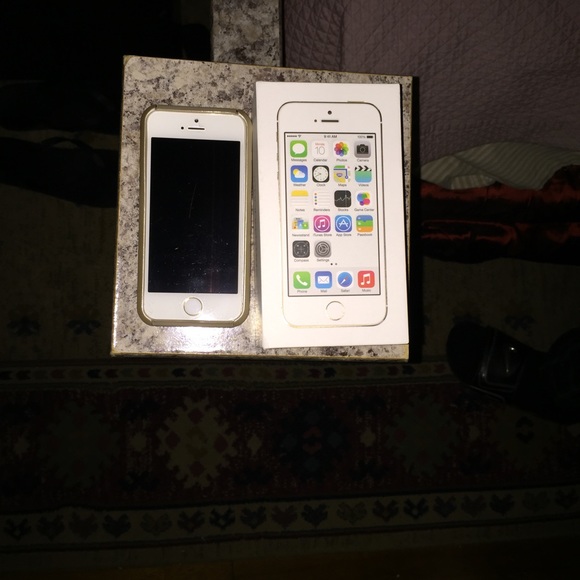 📱Apple IPhone 5S-16GB- Gold(sprint) smartphone💖