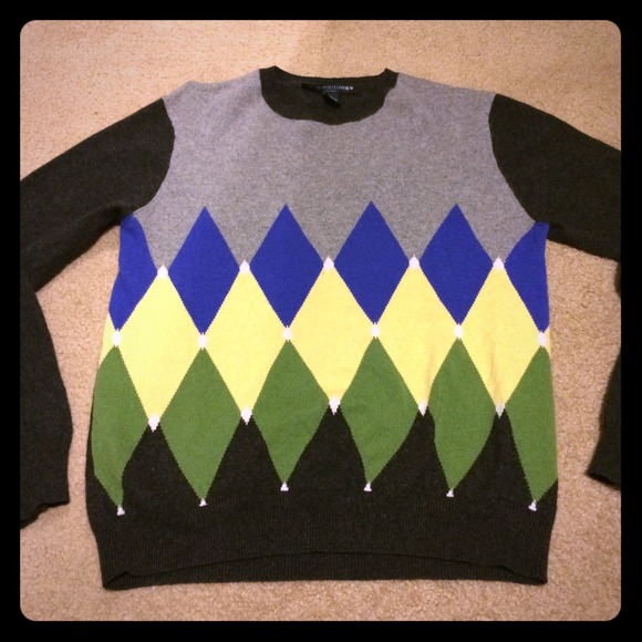 Lovely 100%  Cashmere boyfriend sweater.  -M